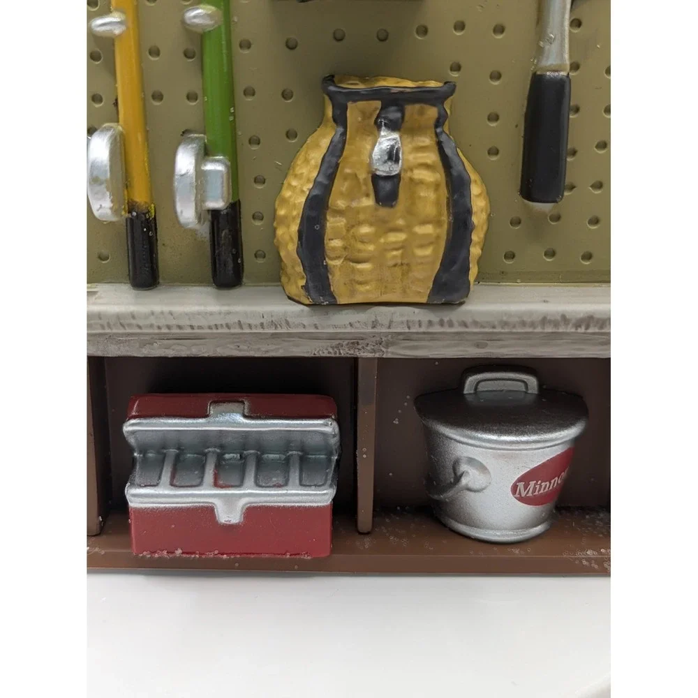 2017 HALLMARK KEEPSAKE ORNAMENT CHRISTMAS WINDOW # 15 MEMBER EXCLUSIVE Fishing
